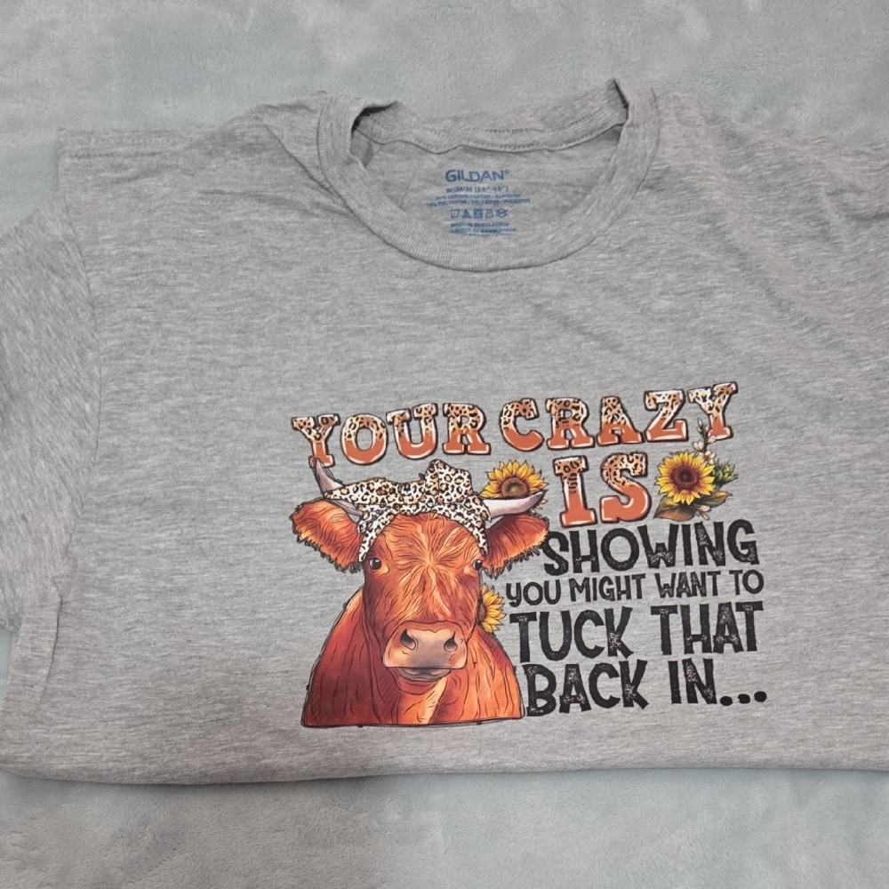 Gildan Gray T-Shirt with Cow and Sunflower Graphic